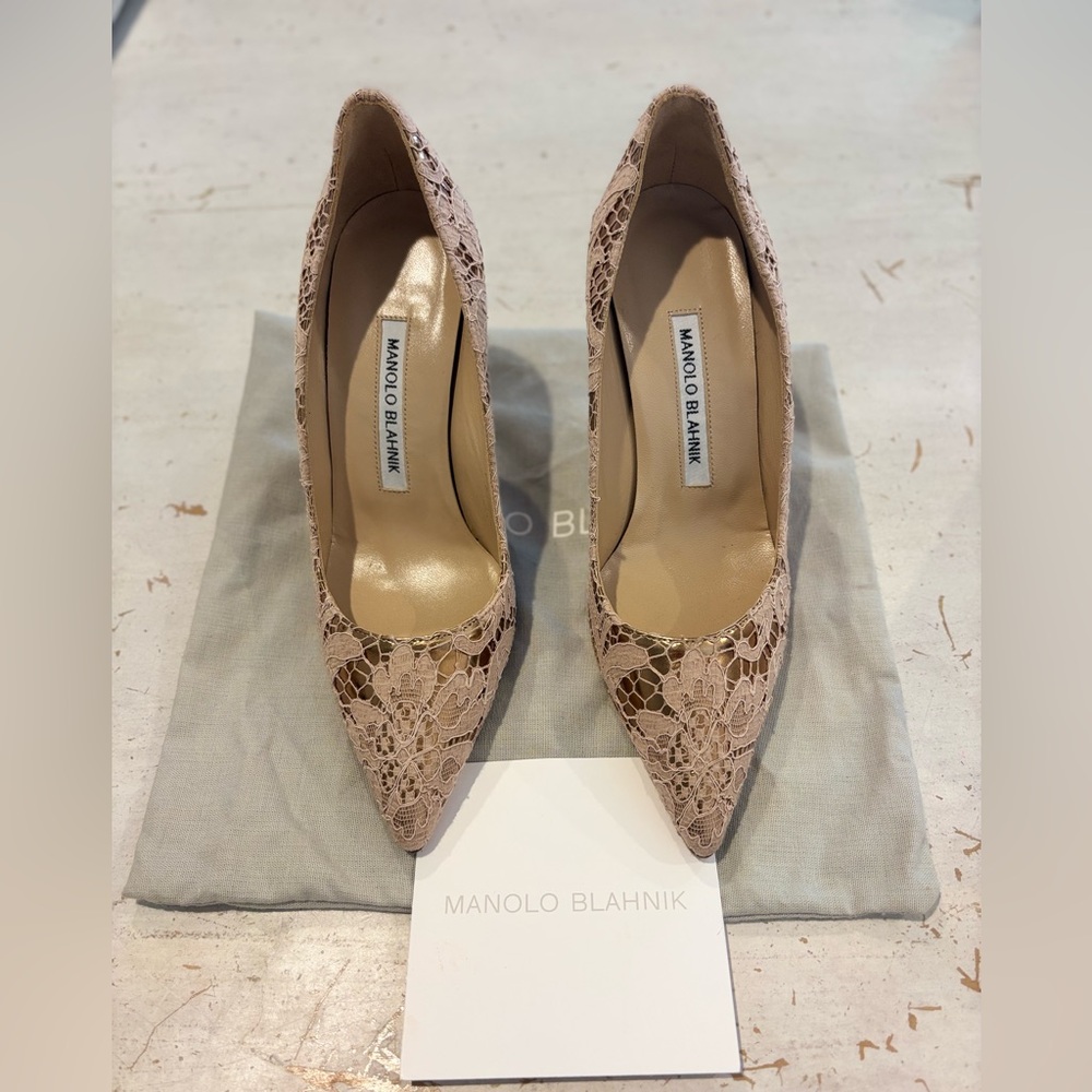 Manolo Blahnik - Picture 2 of 7